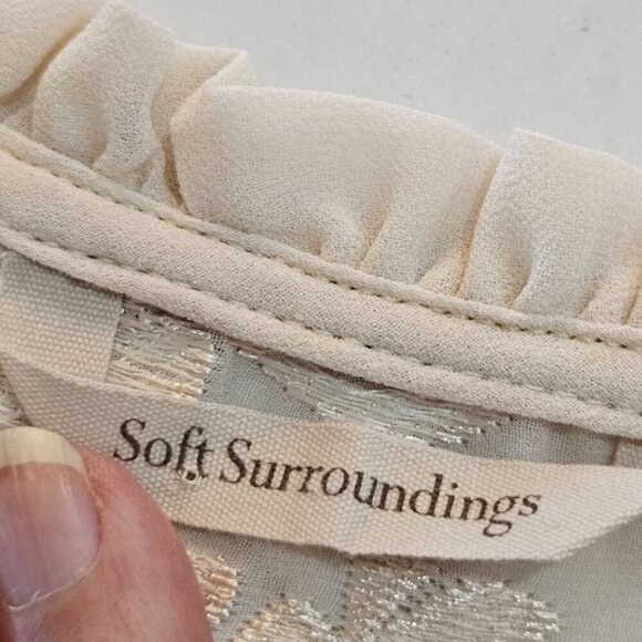 Soft Surroundings Small Floral Embroidered Jacquard Blouse Ivory Semi Sheer EUC! - Picture 8 of 12